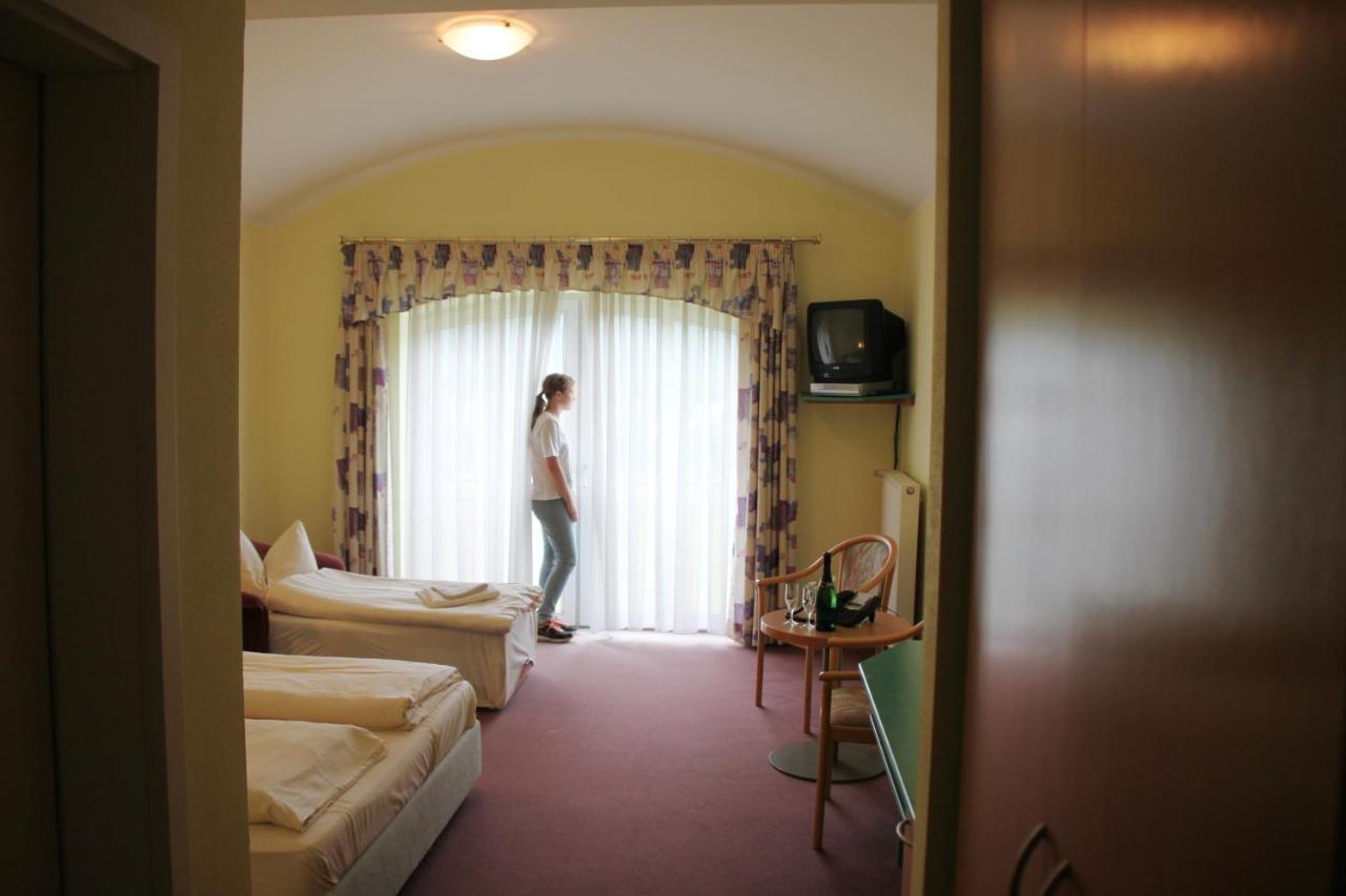 Gasthof Hotel Zur Post Эрлау Экстерьер фото